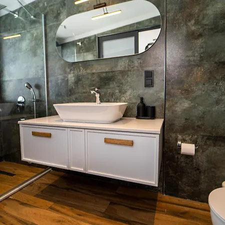 Safran County Villa *